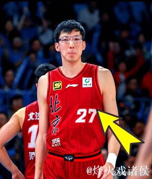 杜锋:为国争光的战士周琦被多次弄倒 有点寒心 杜锋:为国争光的战士周琦被多次弄倒 有点寒心